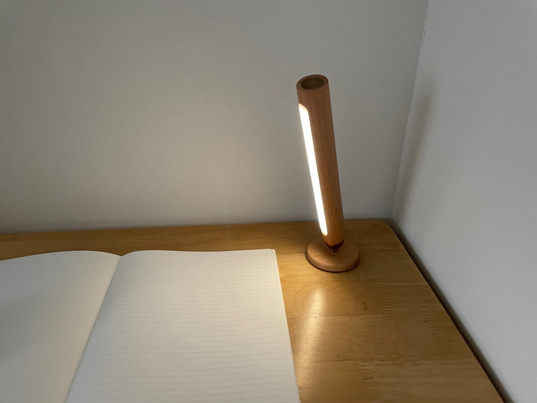 360°回転可能なUSB充電式木製屋内LEDウォールライト - Over-Light